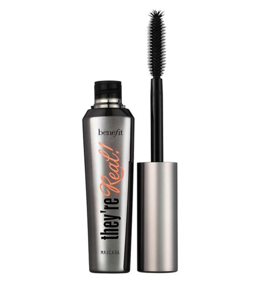 offer Benefit They're Real Lengthening Mascara